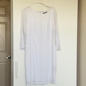 White dress (defect)